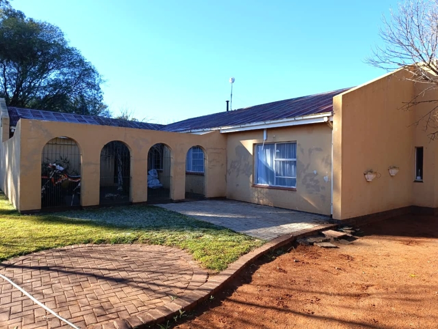 Commercial Property for Sale in Bloemdal Free State